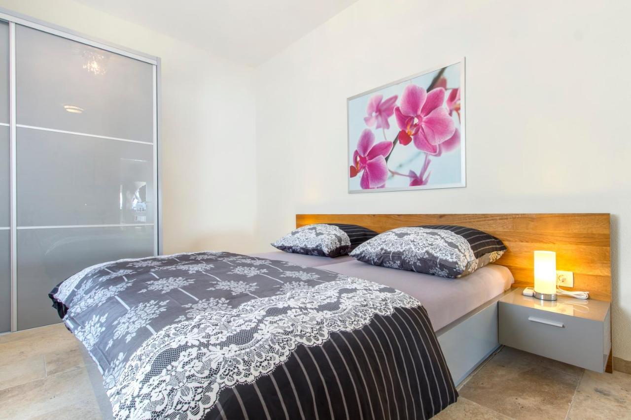 Dalmata Lounge Apartment Стариград-Пакленица Екстериор снимка