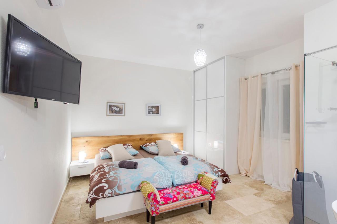 Dalmata Lounge Apartment Стариград-Пакленица Екстериор снимка