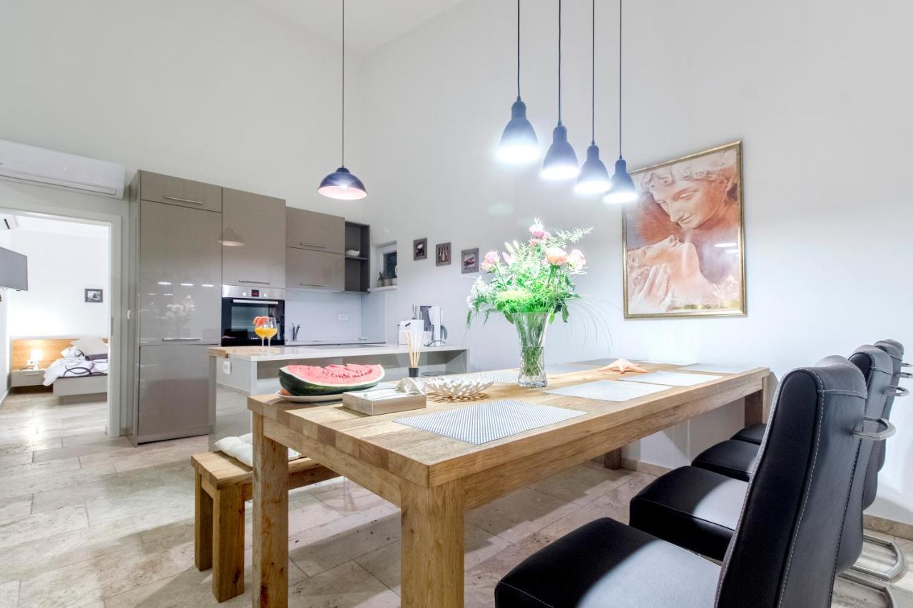 Dalmata Lounge Apartment Стариград-Пакленица Екстериор снимка